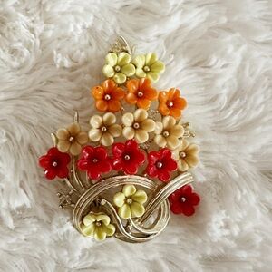 Vintage Signed Coro Muticolor Thermoset Flower Pin